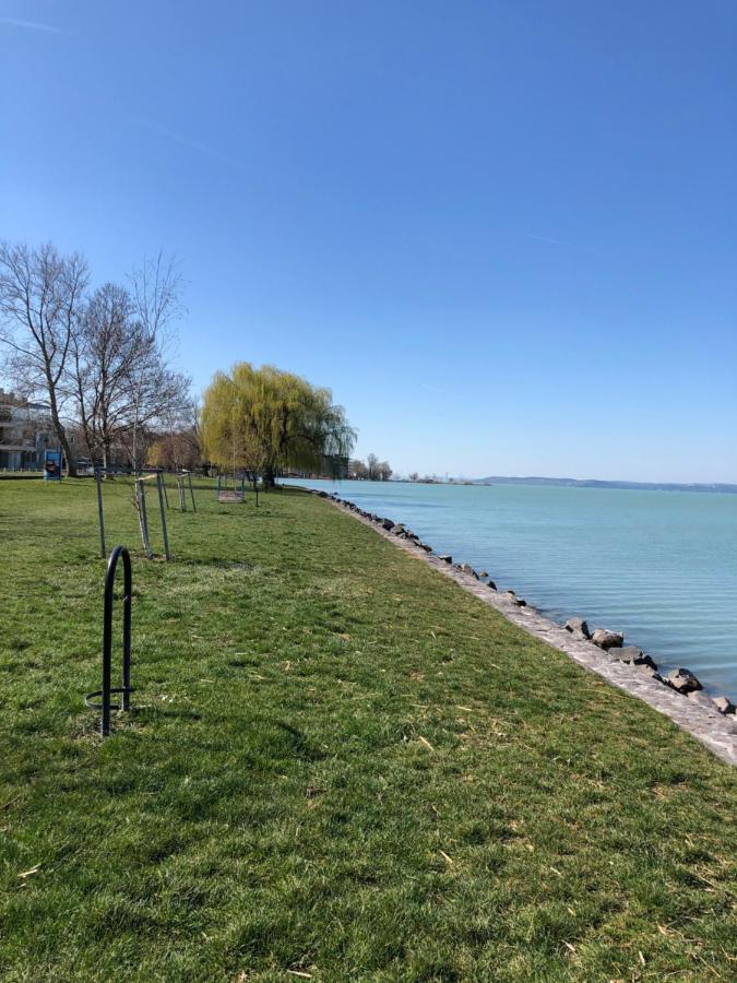 House For 6 Ppl At Lake Balaton Siófok Esterno foto