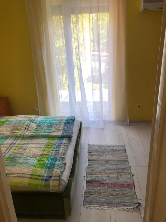 House For 6 Ppl At Lake Balaton Siófok Esterno foto