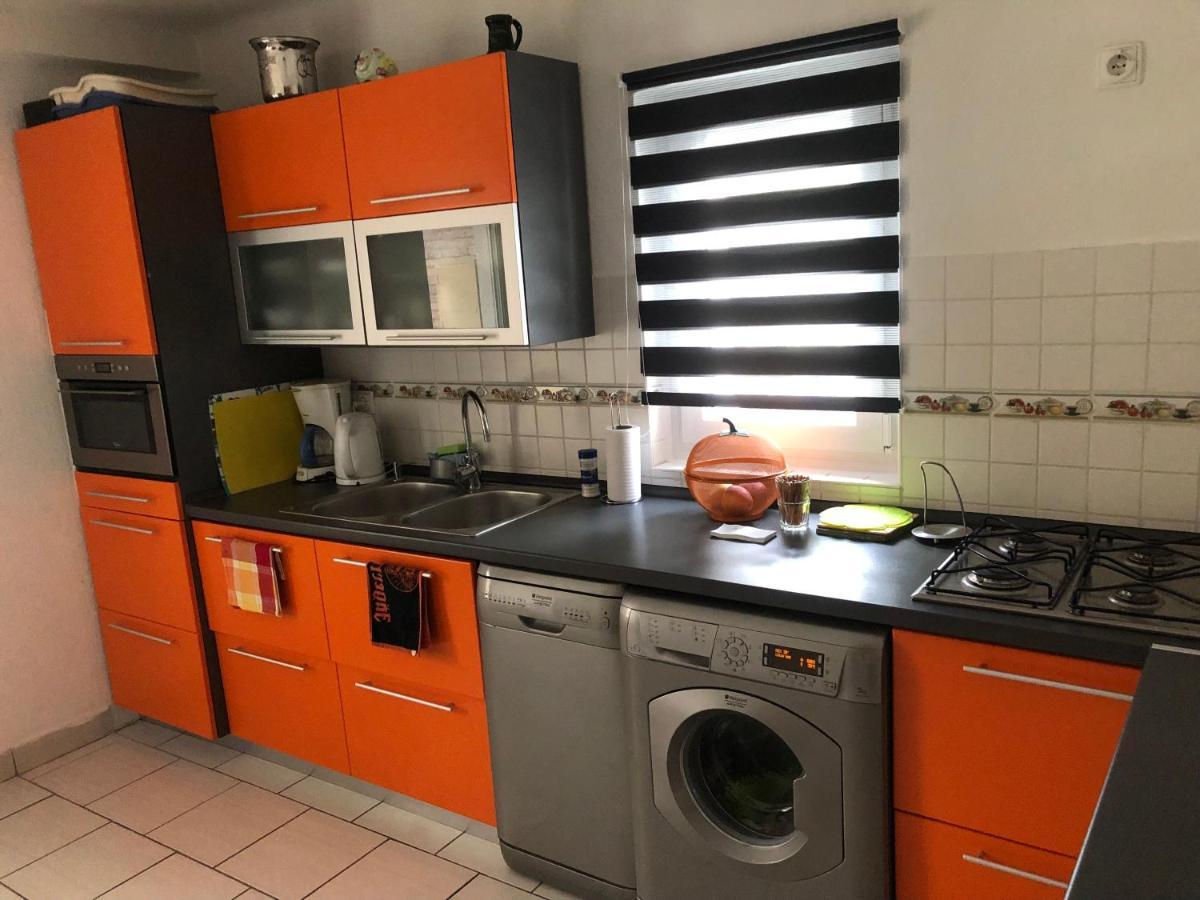 House For 6 Ppl At Lake Balaton Siófok Esterno foto